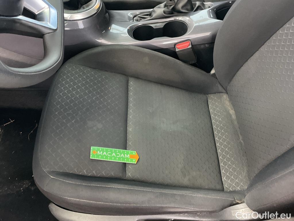  Nissan  Juke NISSAN  / 2019 / 5P / Crossover DIG-T 114 BVM6 Acenta #13