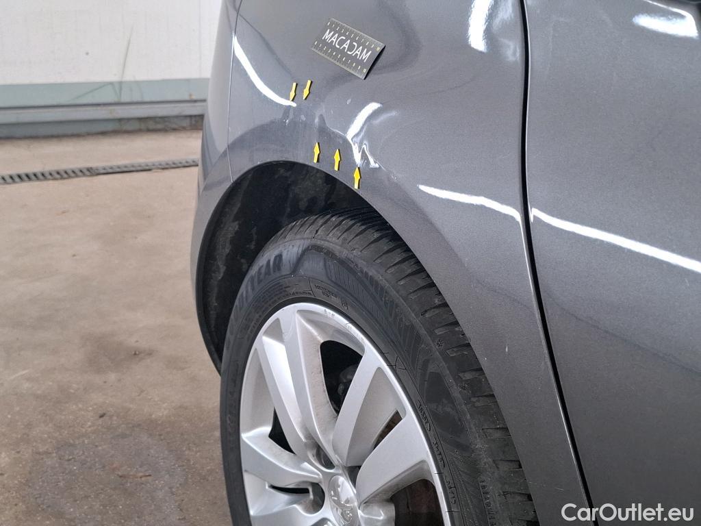  Peugeot  308 PEUGEOT  / 2017 / 5P / Berline Puretech 110 S&S Active Business #10