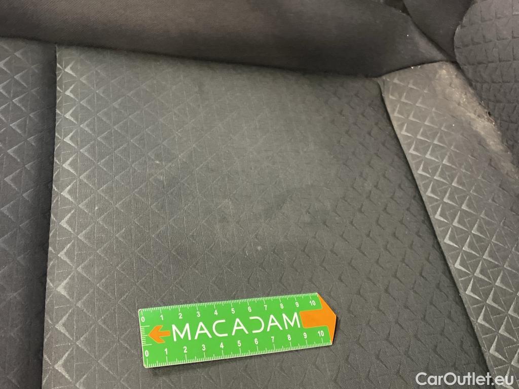  Nissan  Juke NISSAN  / 2019 / 5P / Crossover DIG-T 114 BVM6 Acenta #14