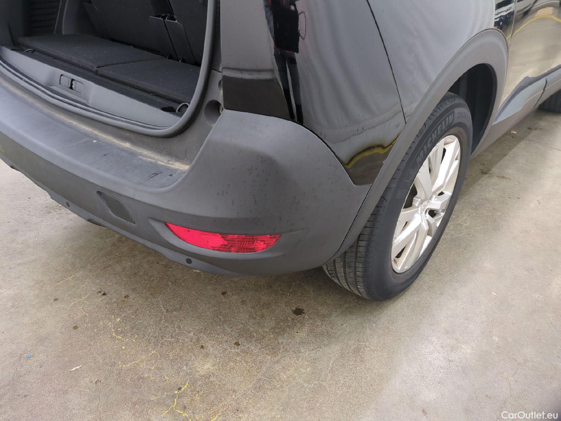  Peugeot  5008  Active Business 1.5 HDi 130CV BVA8 E6d #42