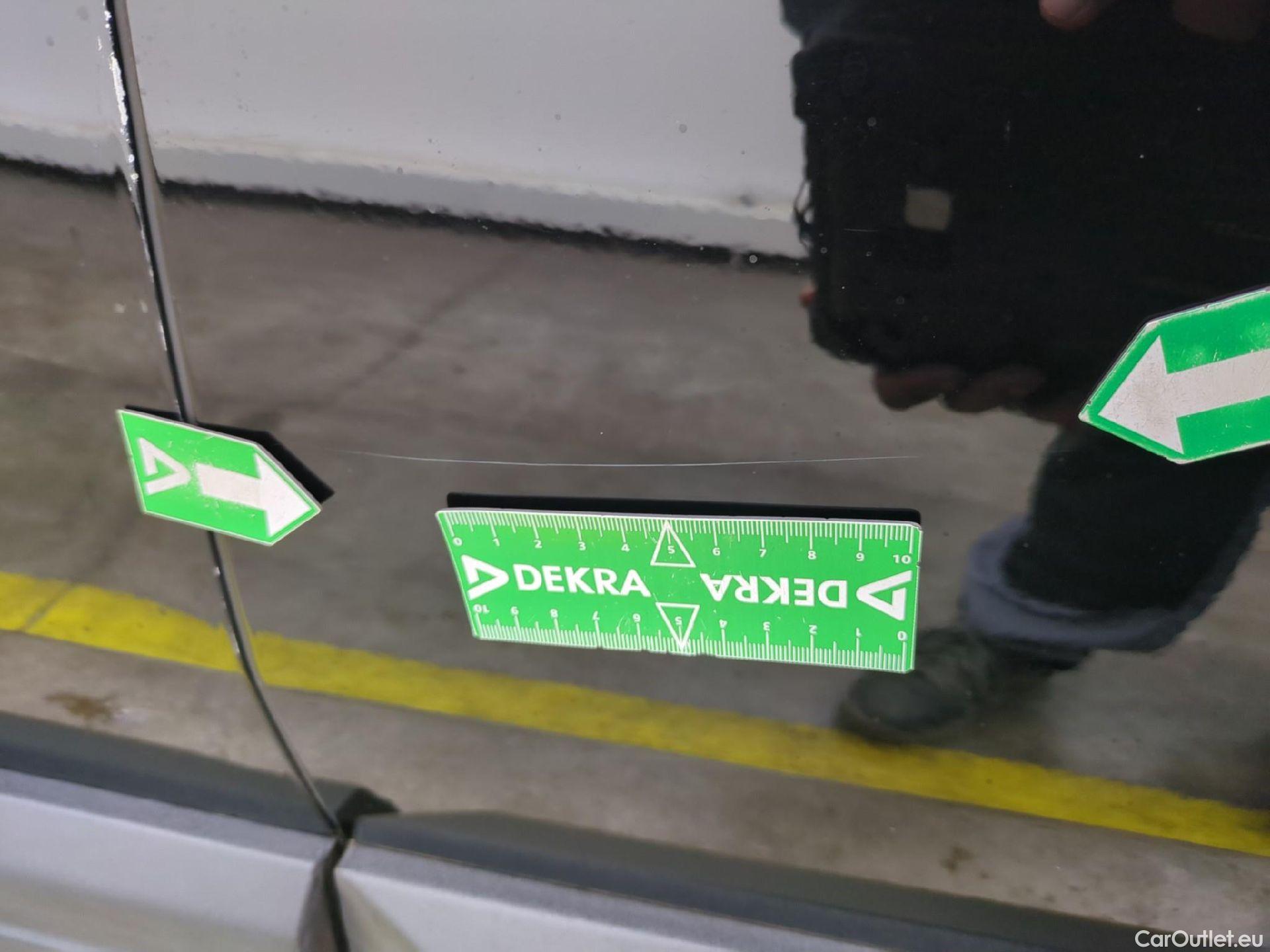  Peugeot  5008  Active Business 1.5 HDi 130CV BVA8 E6d #32