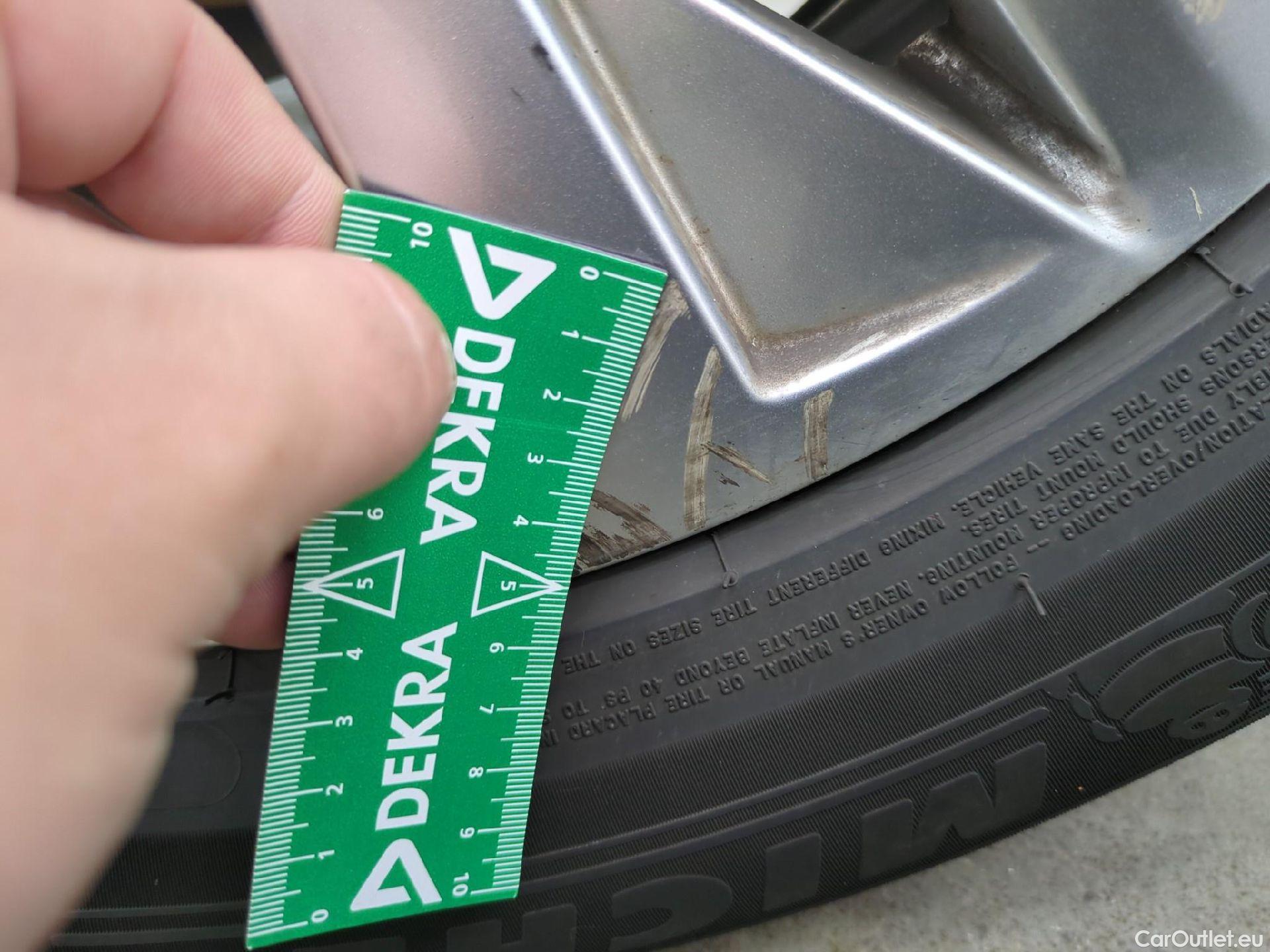  Peugeot  5008  Active Business 1.5 HDi 130CV BVA8 E6d #17