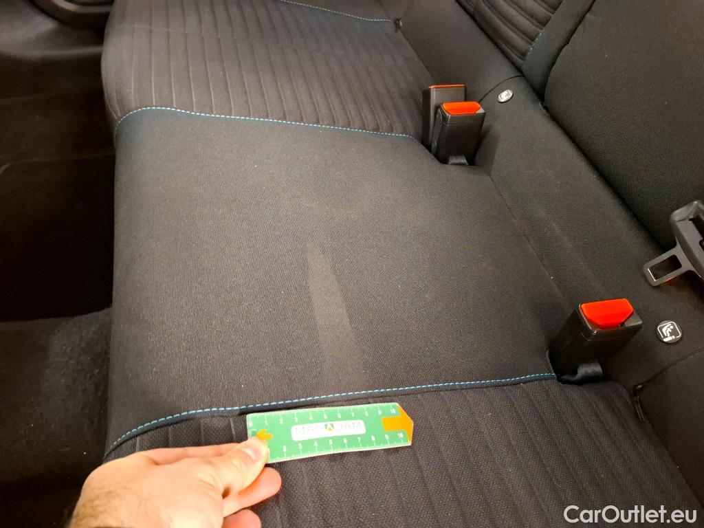  Peugeot  208  Style 1.2 PureTech 100CV BVA8 E6d #23