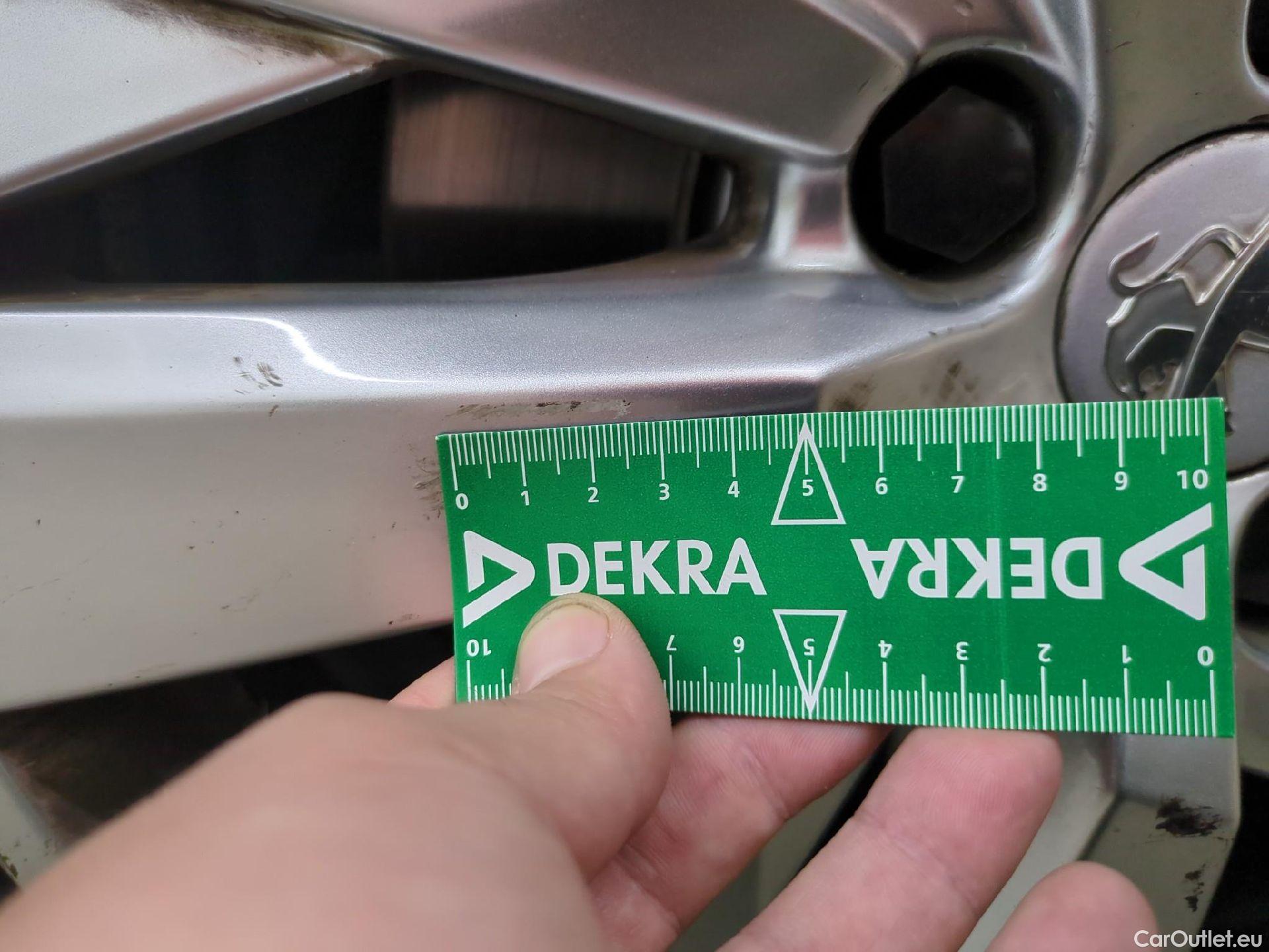  Peugeot  5008  Active Business 1.5 HDi 130CV BVA8 E6d #1