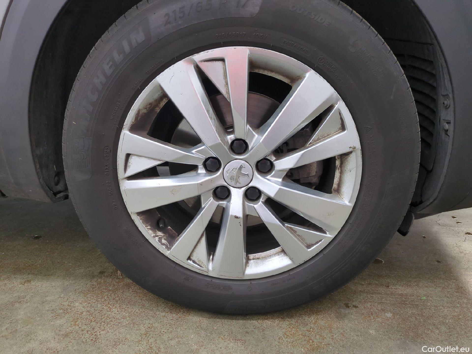  Peugeot  5008  Active Business 1.5 HDi 130CV BVA8 E6d #5