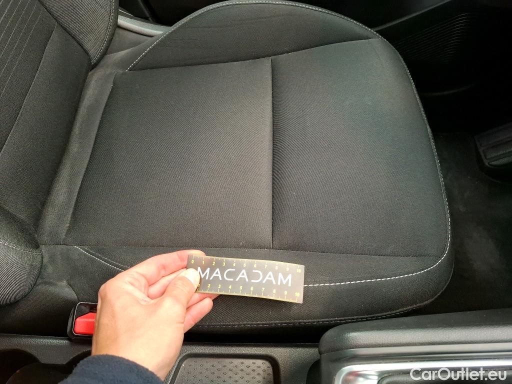  Renault  Captur  II Business 1.5 dCi 95CV BVM6 E6dT #18