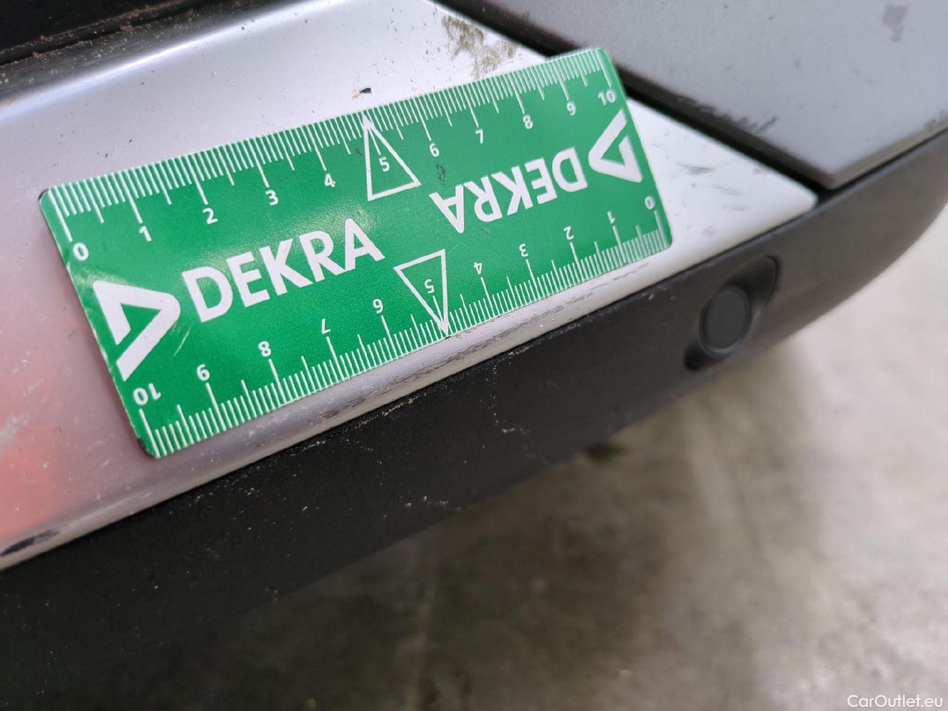  Peugeot  5008  Active Business 1.5 HDi 130CV BVA8 E6d #44