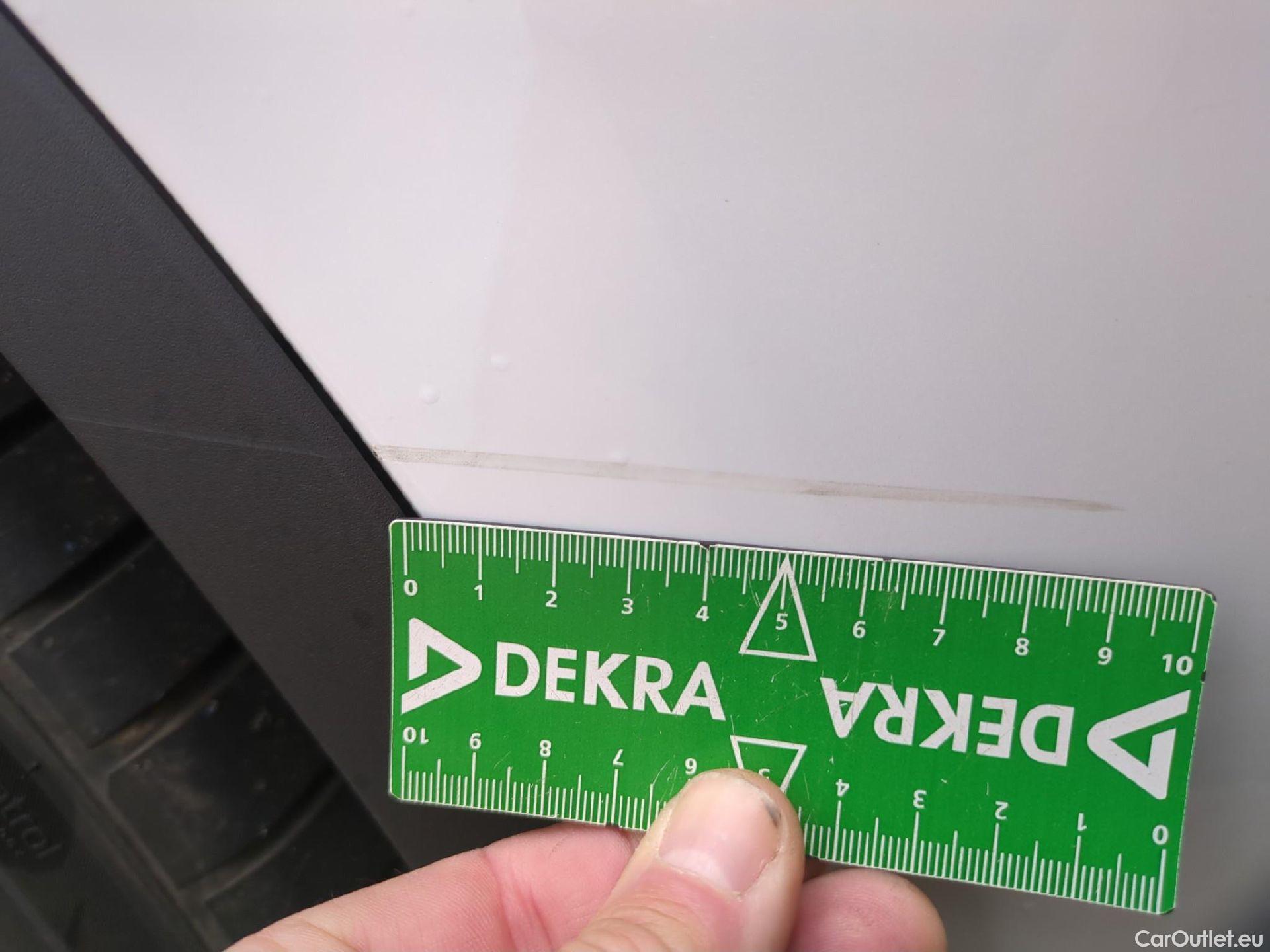  Tesla  Model Y TESLA  / 2020 / 5P / SUV Grand Autonomie Dual Motor AWD #40