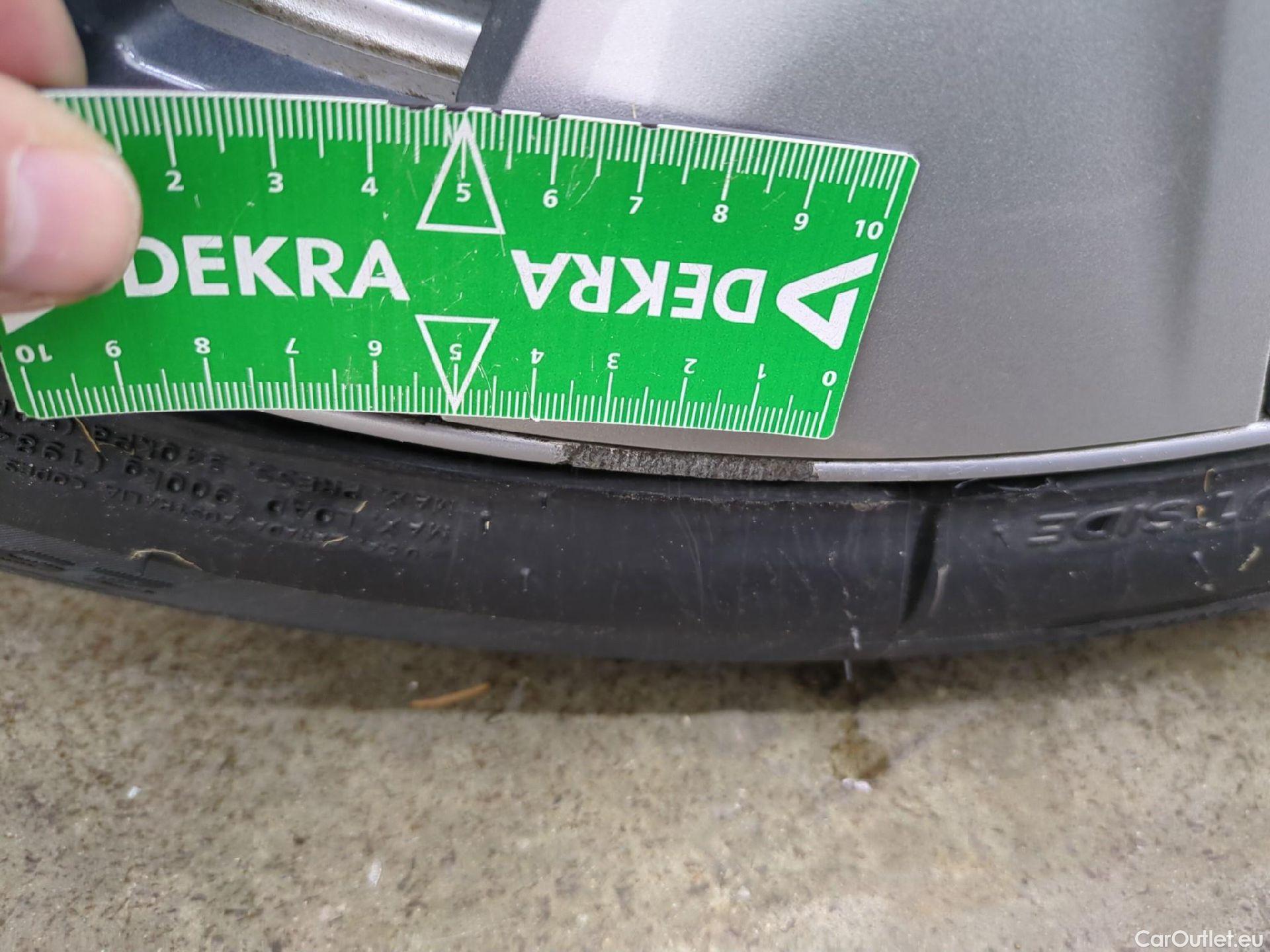  Tesla  Model Y TESLA  / 2020 / 5P / SUV Grand Autonomie Dual Motor AWD #24