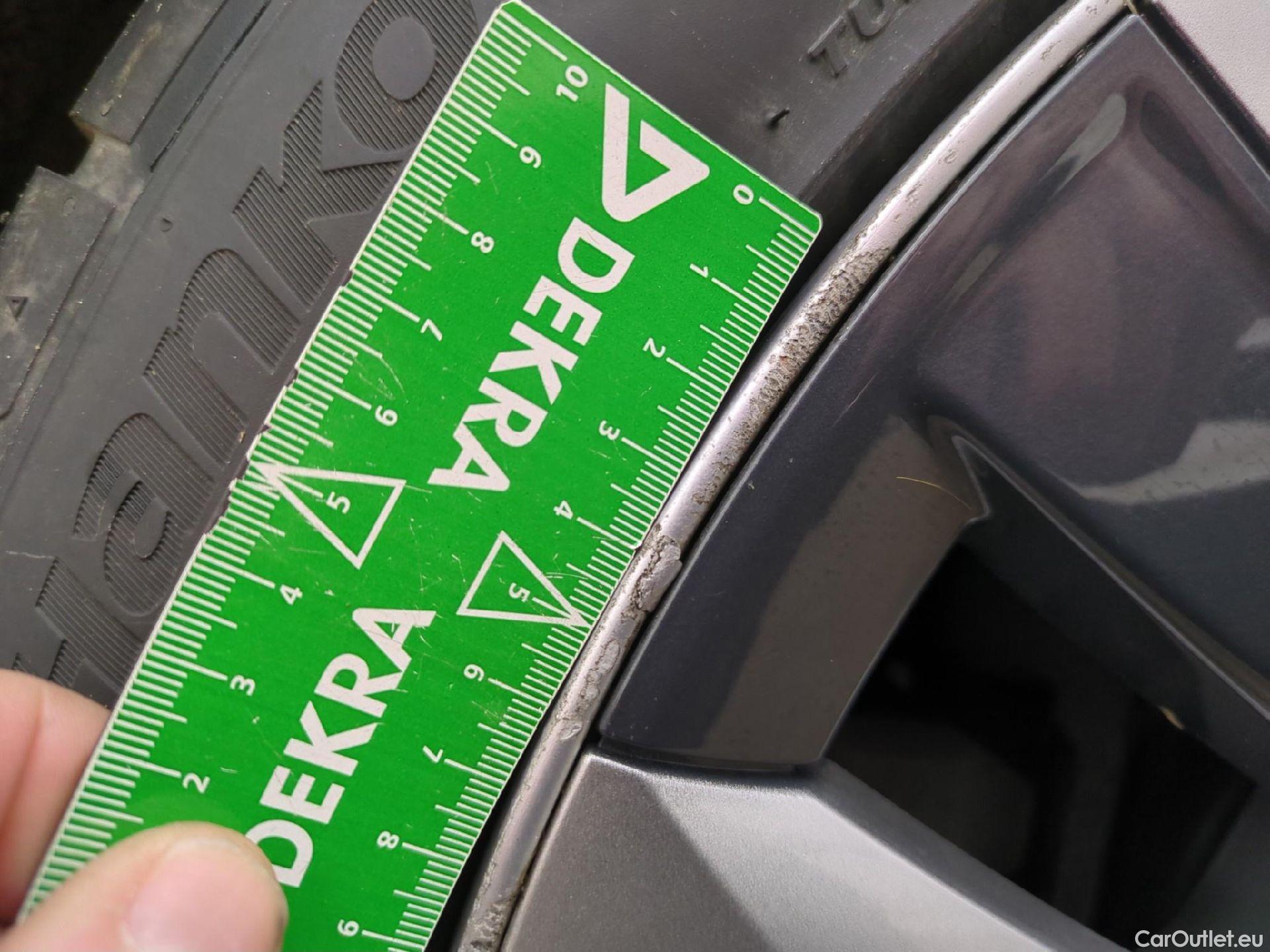  Tesla  Model Y TESLA  / 2020 / 5P / SUV Grand Autonomie Dual Motor AWD #20