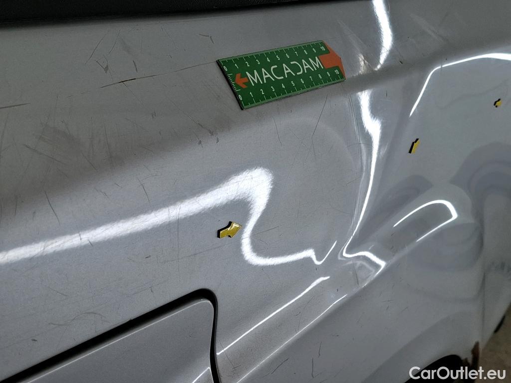  Nissan  Navara NISSAN  / 2015 / 4P / Pick-up King-Cab 2.3 dCi 160 N-CONNECTA #3