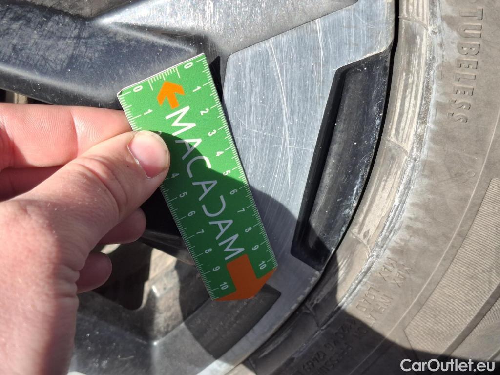  Nissan  Navara NISSAN  / 2015 / 4P / Pick-up King-Cab 2.3 dCi 160 N-CONNECTA #54