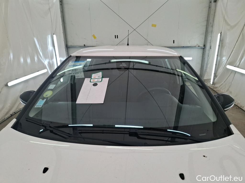  Citroen  C3  Société Feel 1.5 BlueHDI 100CV BVM6 E6dT #3