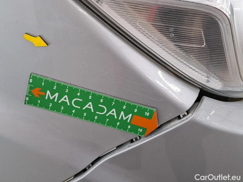  Nissan  Navara NISSAN  / 2015 / 4P / Pick-up King-Cab 2.3 dCi 160 N-CONNECTA #76