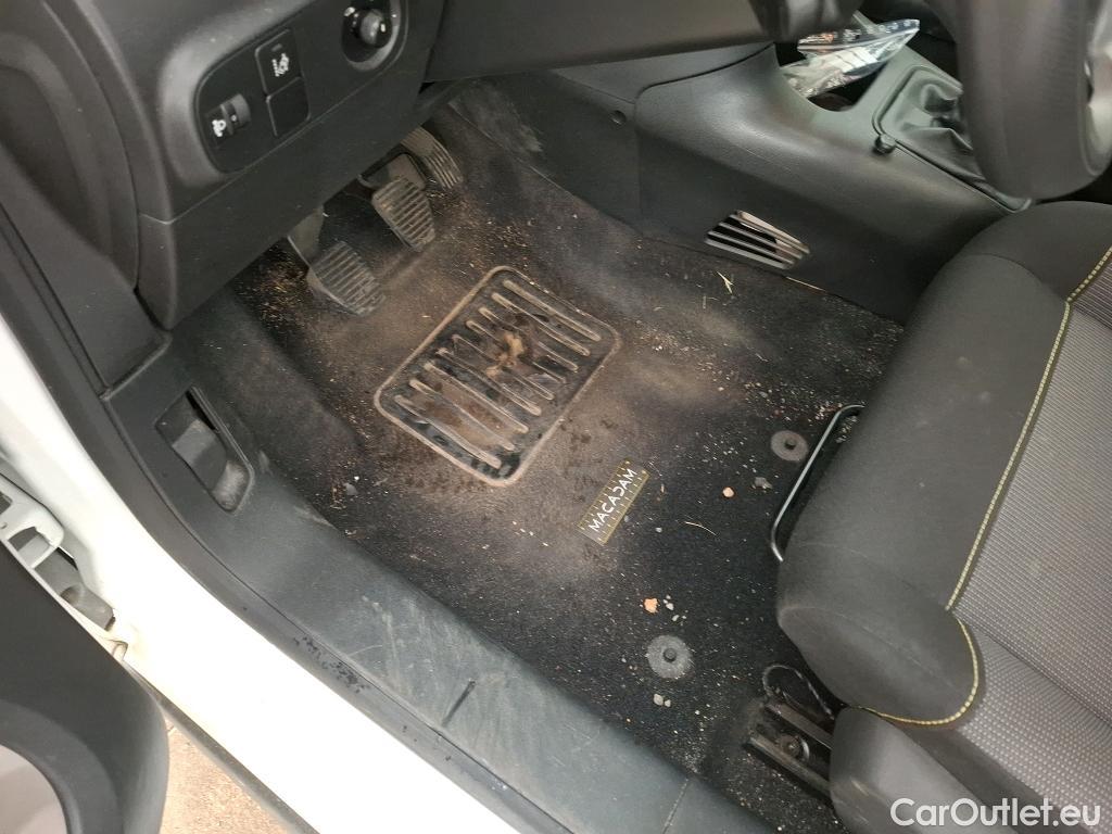  Citroen  C3  Société Feel 1.5 BlueHDI 100CV BVM6 E6dT #5