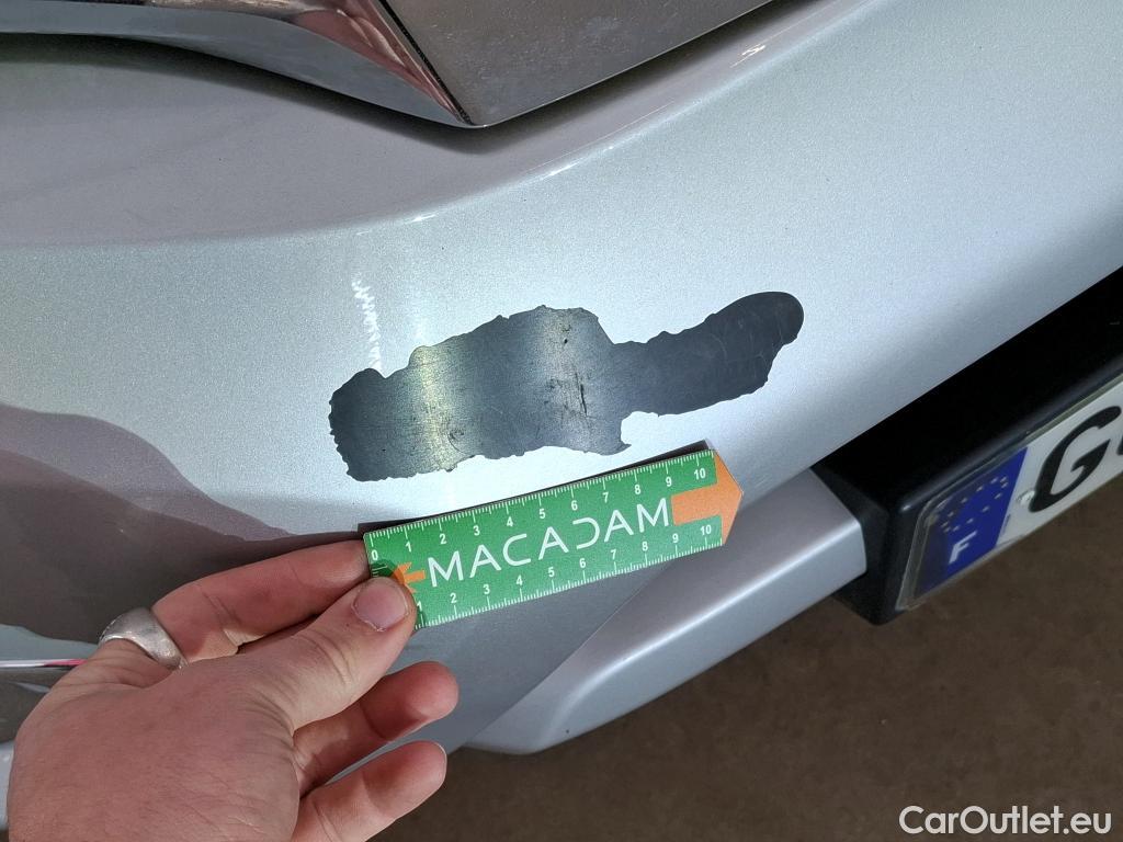  Nissan  Navara NISSAN  / 2015 / 4P / Pick-up King-Cab 2.3 dCi 160 N-CONNECTA #90