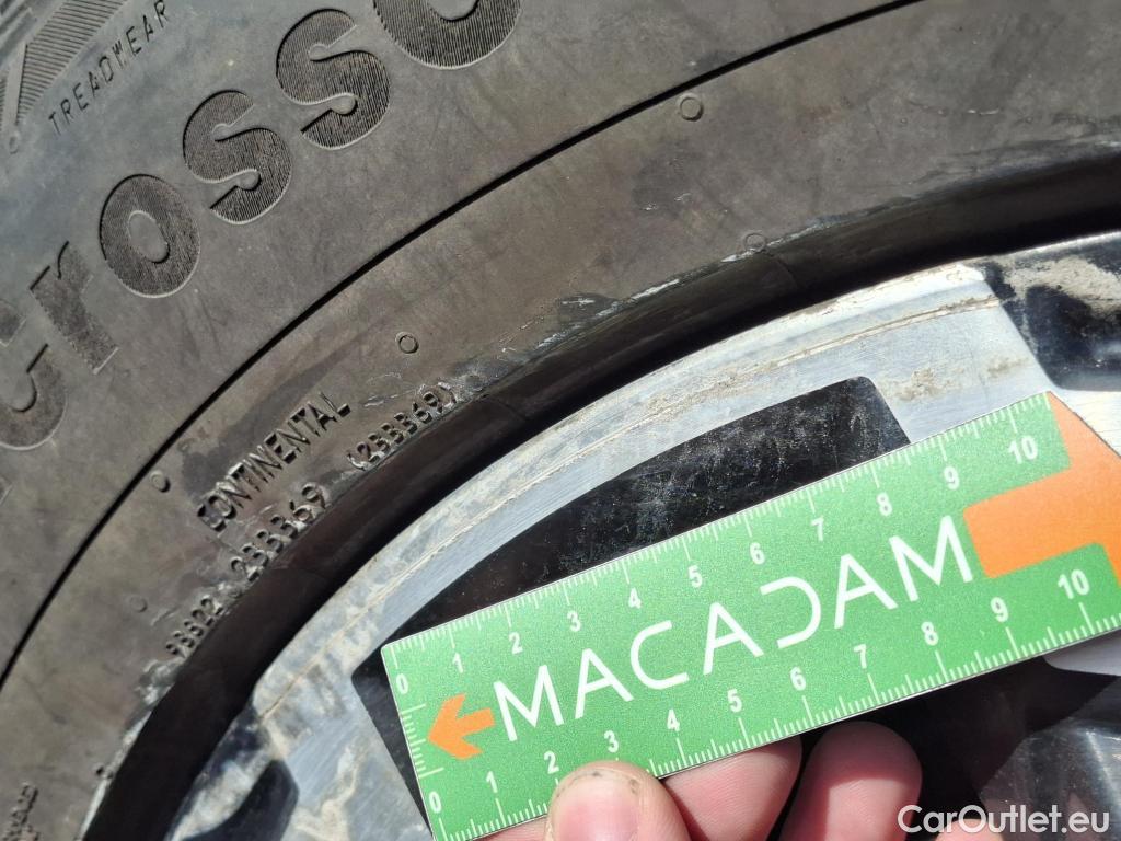  Nissan  Navara NISSAN  / 2015 / 4P / Pick-up King-Cab 2.3 dCi 160 N-CONNECTA #57