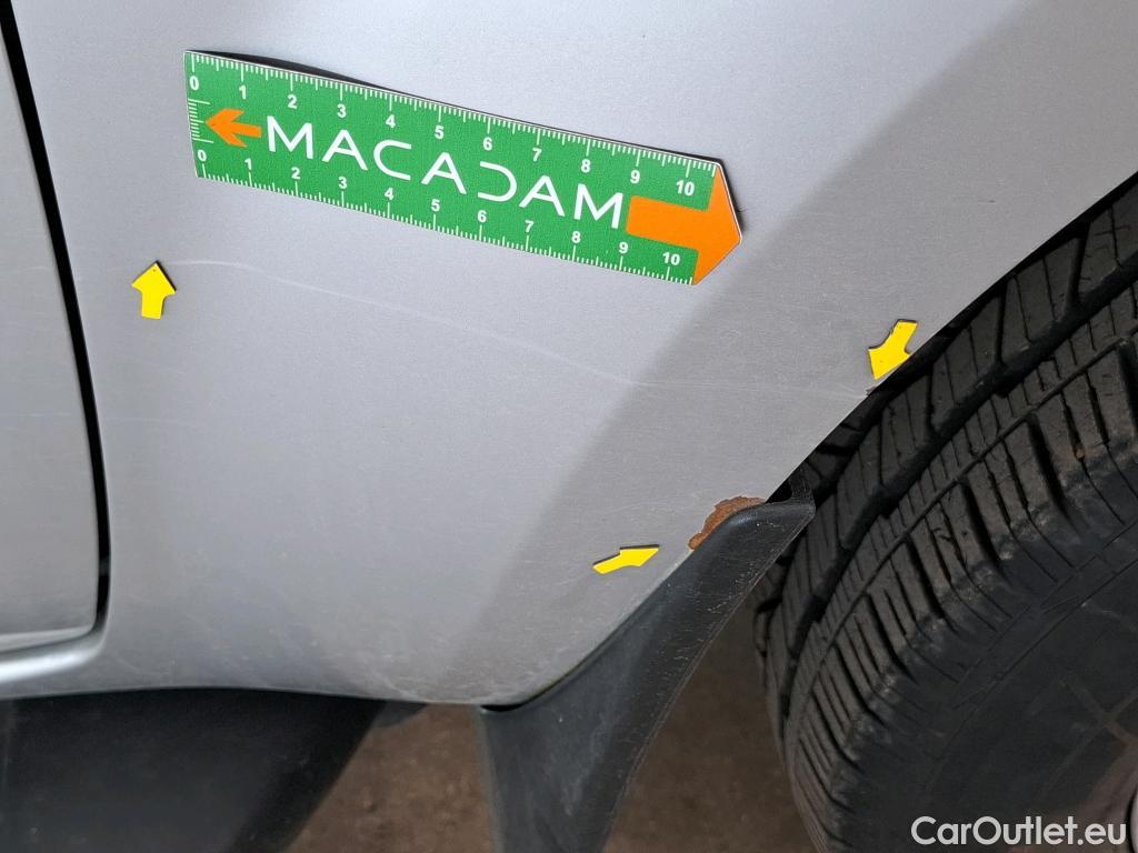  Nissan  Navara NISSAN  / 2015 / 4P / Pick-up King-Cab 2.3 dCi 160 N-CONNECTA #77