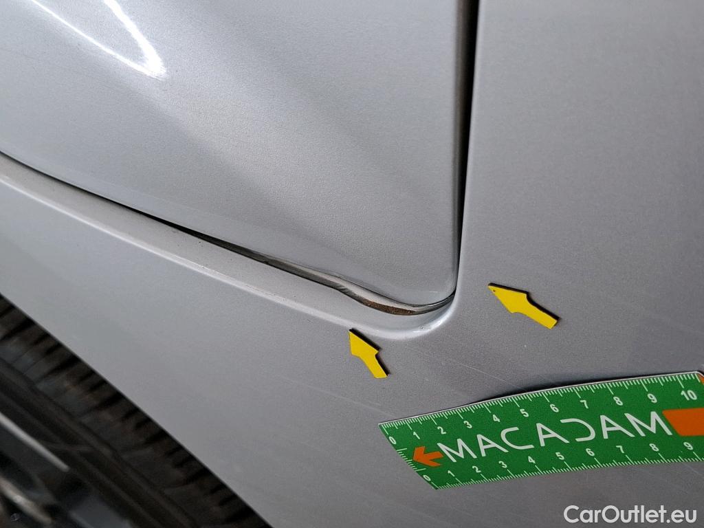  Nissan  Navara NISSAN  / 2015 / 4P / Pick-up King-Cab 2.3 dCi 160 N-CONNECTA #82