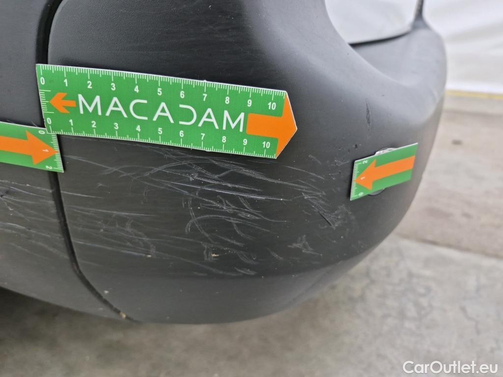  Citroen  Berlingo  Fourgon Driver XL 950 1.5 BlueHDi 100CV BVM5 E6dT #26