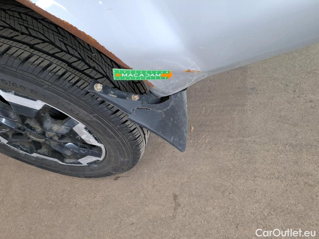  Nissan  Navara NISSAN  / 2015 / 4P / Pick-up King-Cab 2.3 dCi 160 N-CONNECTA #97