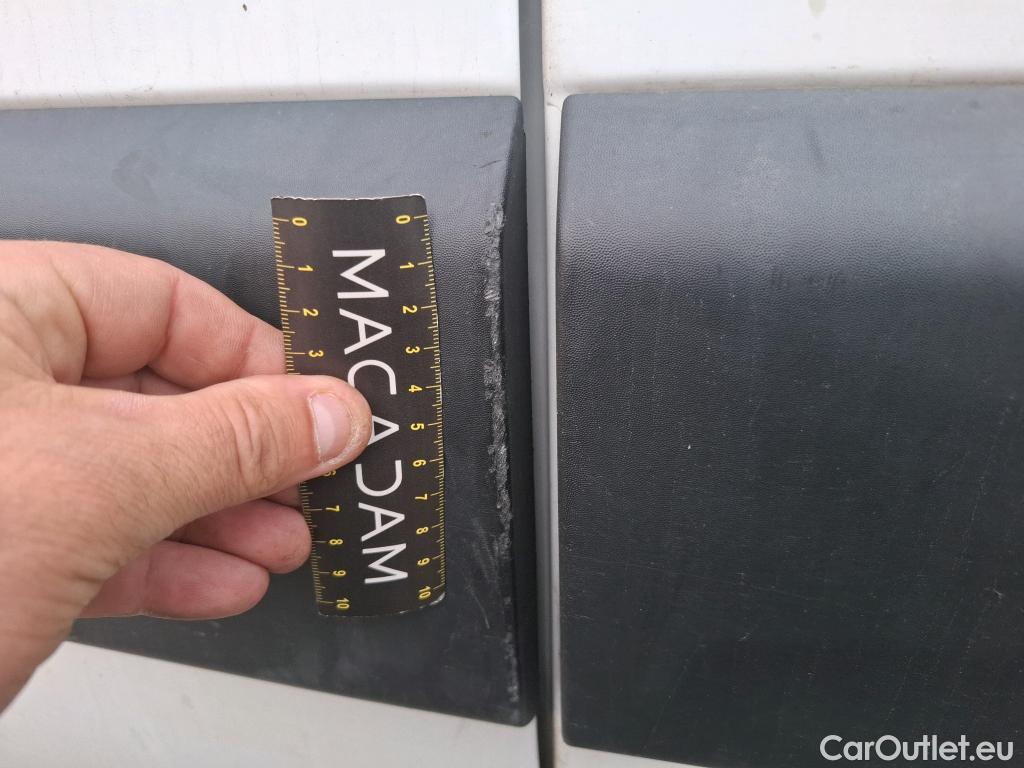  Renault  Master RENAULT  VU 4p Fourgon FG GCf Trac F3500 L2H2 Energy dCi 145 E6 #40