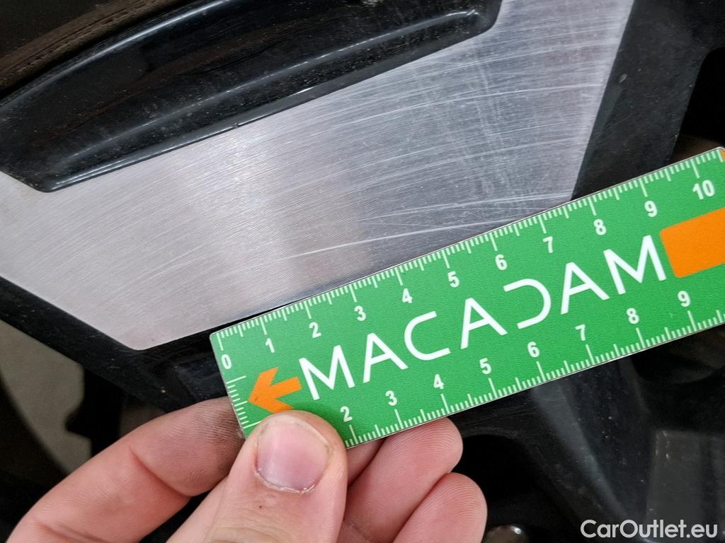  Nissan  Navara NISSAN  / 2015 / 4P / Pick-up King-Cab 2.3 dCi 160 N-CONNECTA #129