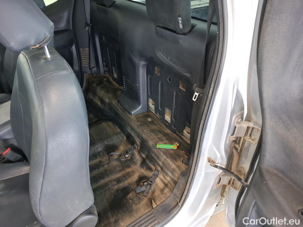  Nissan  Navara NISSAN  / 2015 / 4P / Pick-up King-Cab 2.3 dCi 160 N-CONNECTA #133