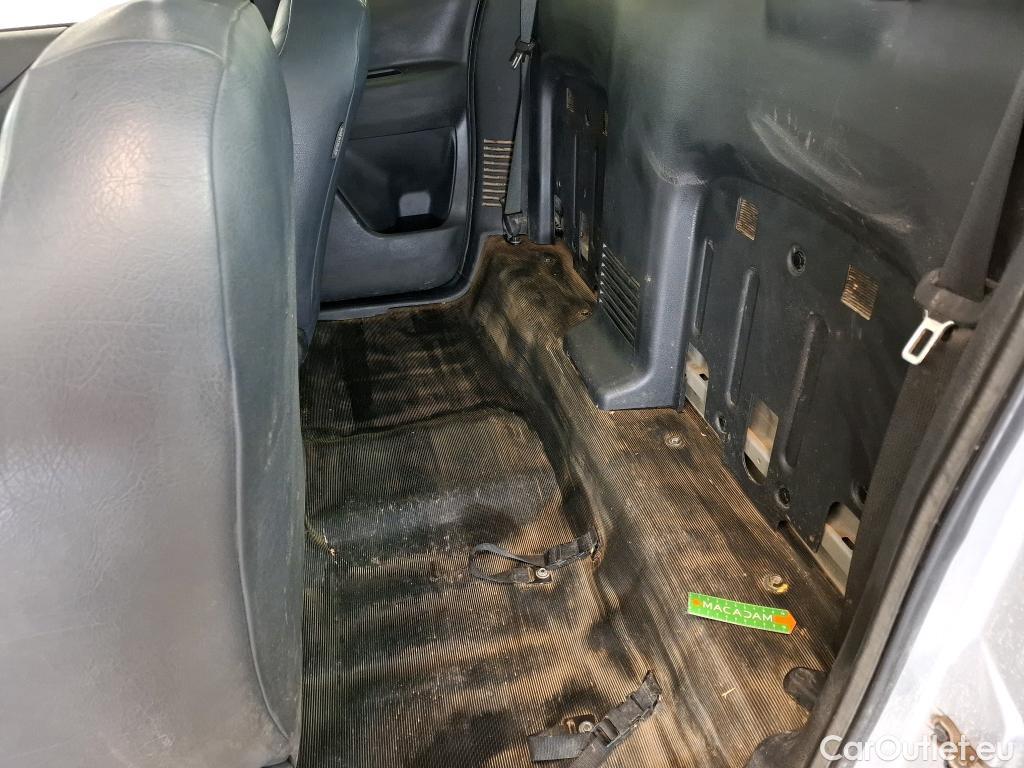  Nissan  Navara NISSAN  / 2015 / 4P / Pick-up King-Cab 2.3 dCi 160 N-CONNECTA #132