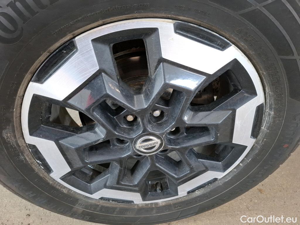  Nissan  Navara NISSAN  / 2015 / 4P / Pick-up King-Cab 2.3 dCi 160 N-CONNECTA #125