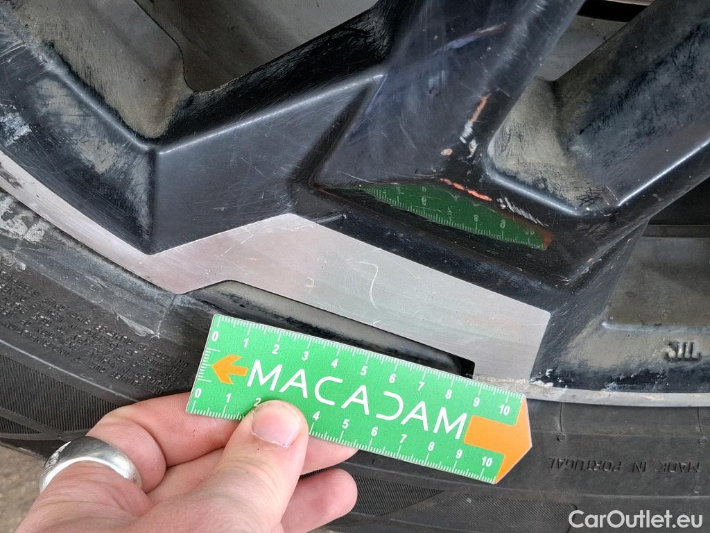  Nissan  Navara NISSAN  / 2015 / 4P / Pick-up King-Cab 2.3 dCi 160 N-CONNECTA #123