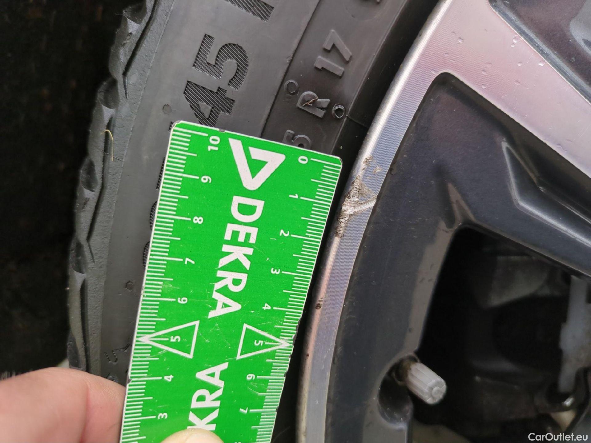  Bmw  Serie 1 Série 1 Berline 118 d Lounge 2.0 150CV BVA8 E6d #14