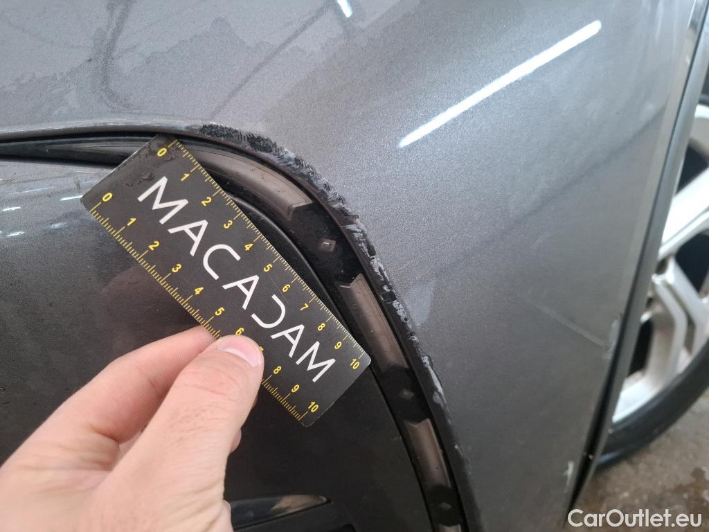  DS  DS7 DS DS 7 Crossback / 2017 / 5P / SUV BlueHDi 130 Auto Executive #54