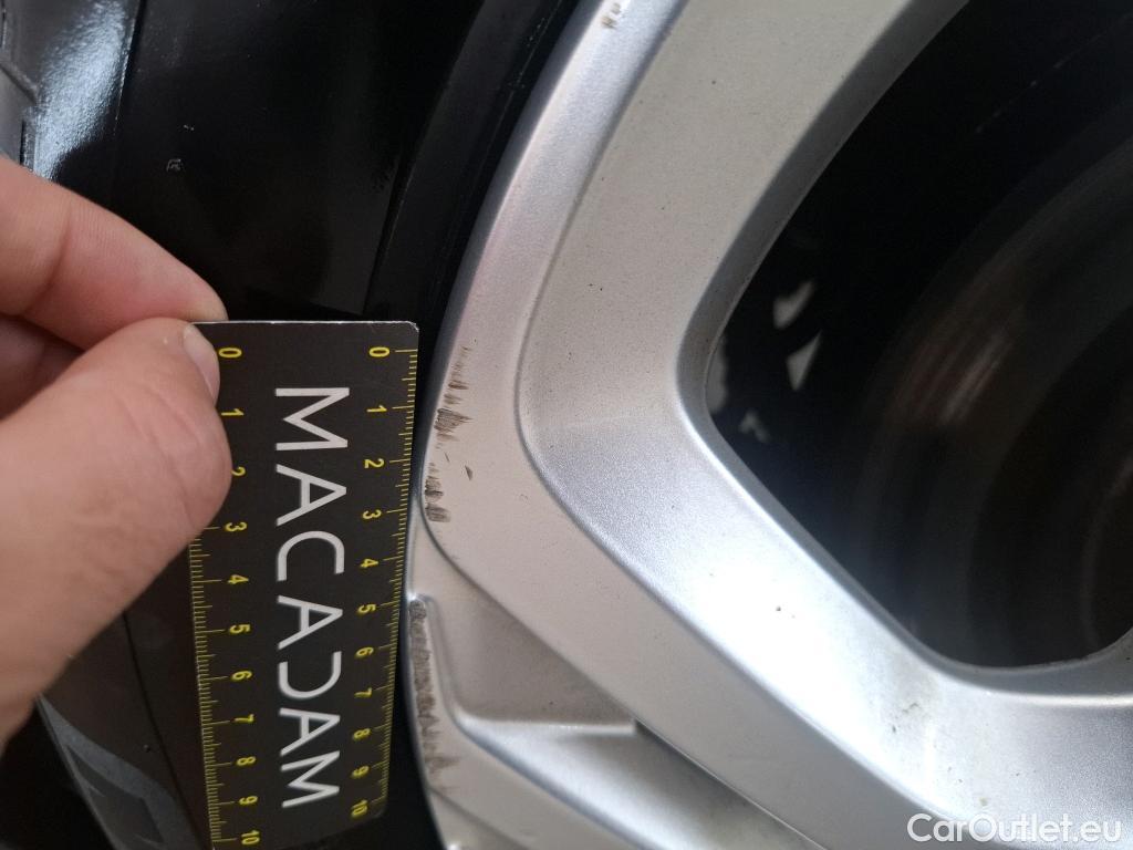  DS  DS7 DS DS 7 Crossback / 2017 / 5P / SUV BlueHDi 130 Auto Executive #63