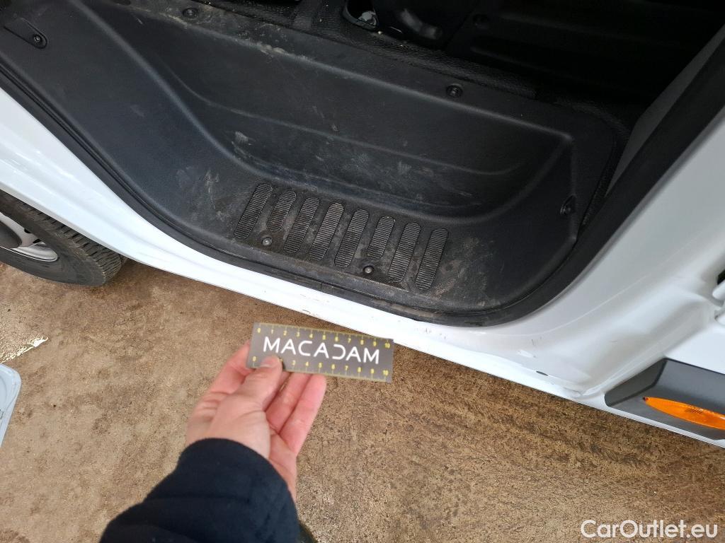  Renault  Master  III Fourgon L3H2 3 5 Grand Confort dCi 135CV BVM6 E6dT #21