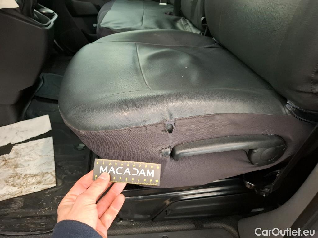  Renault  Master  III Fourgon L3H2 3 5 Grand Confort dCi 135CV BVM6 E6dT #46