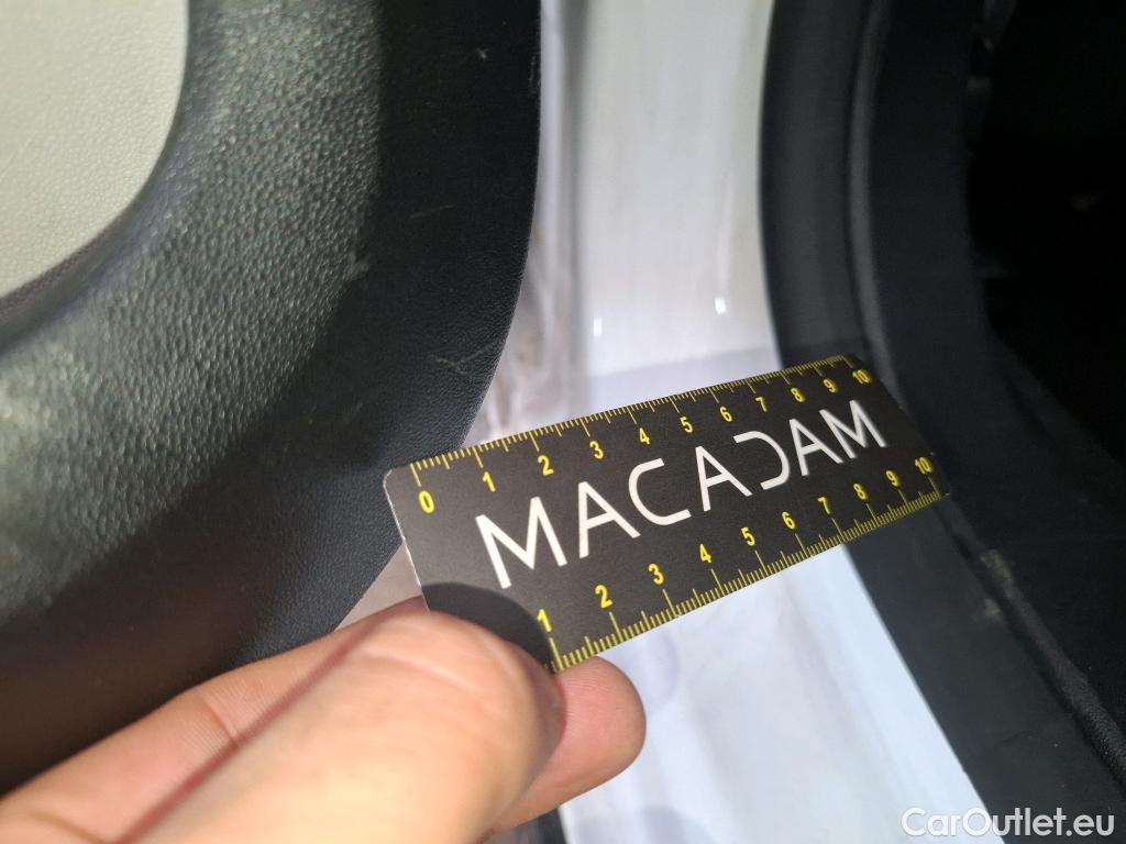  Citroen  C3  Feel 1.2 PureTech 80CV BVM5 E6 #36