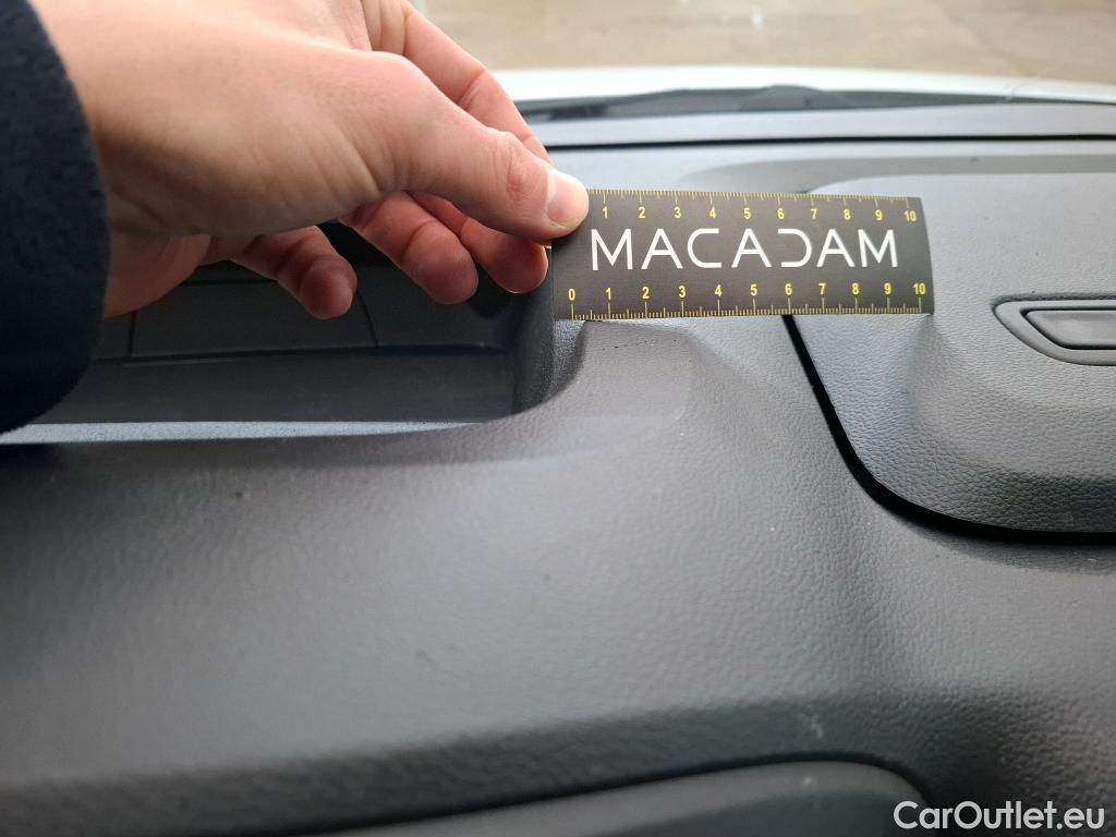  Renault  Master  III Fourgon L3H2 3 5 Grand Confort dCi 135CV BVM6 E6dT #49