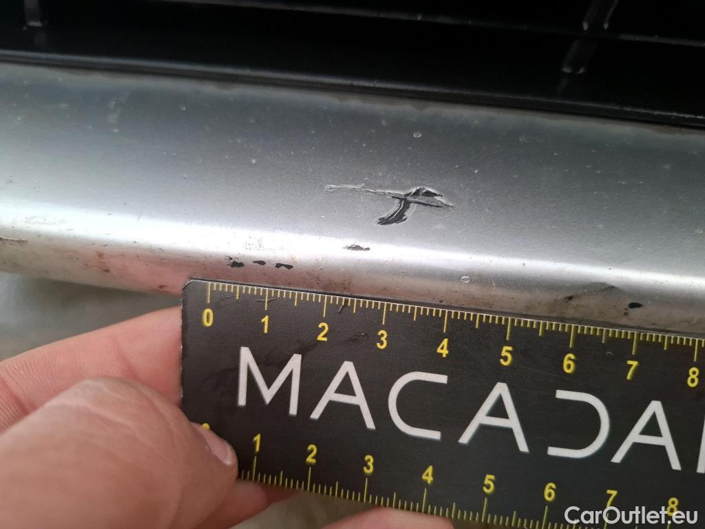  DS  DS7 DS DS 7 Crossback / 2017 / 5P / SUV BlueHDi 130 Auto Executive #94