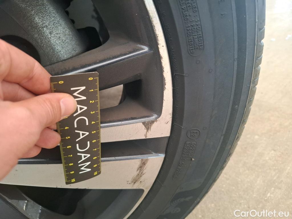  Peugeot  3008  Allure Business 1.2 PureTech 130CV BVA8 E6d #12