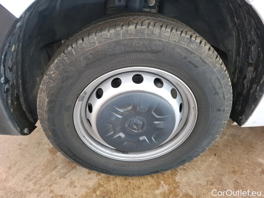 Renault  Master  III Fourgon L3H2 3 5 Grand Confort dCi 135CV BVM6 E6dT #18
