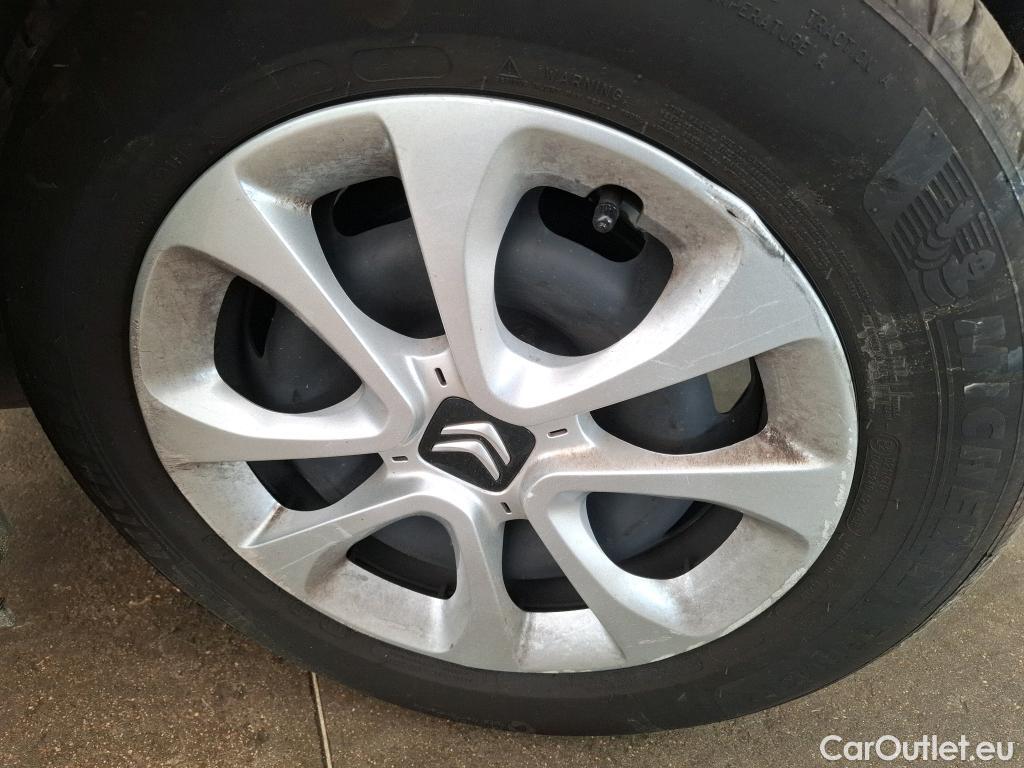  Citroen  C3  Feel 1.2 PureTech 80CV BVM5 E6 #66