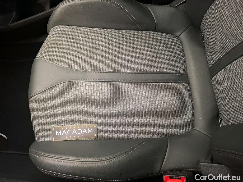  Peugeot  3008  Allure Business 1.2 PureTech 130CV BVA8 E6d #25