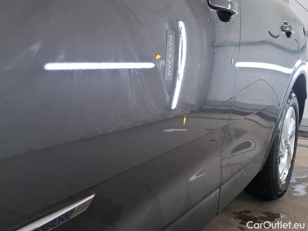  DS  DS7 DS DS 7 Crossback / 2017 / 5P / SUV BlueHDi 130 Auto Executive #26