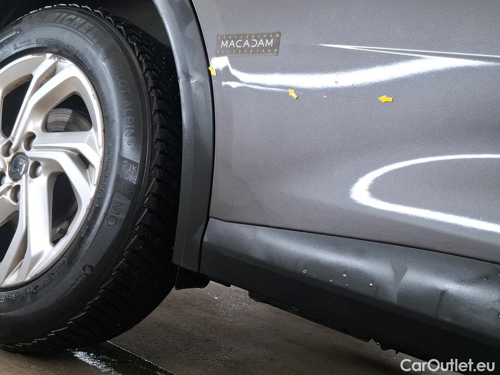  DS  DS7 DS DS 7 Crossback / 2017 / 5P / SUV BlueHDi 130 Auto Executive #17