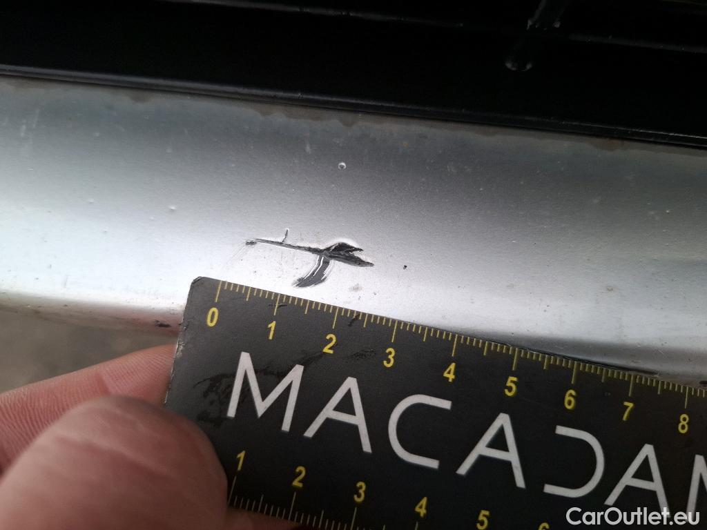  DS  DS7 DS DS 7 Crossback / 2017 / 5P / SUV BlueHDi 130 Auto Executive #93