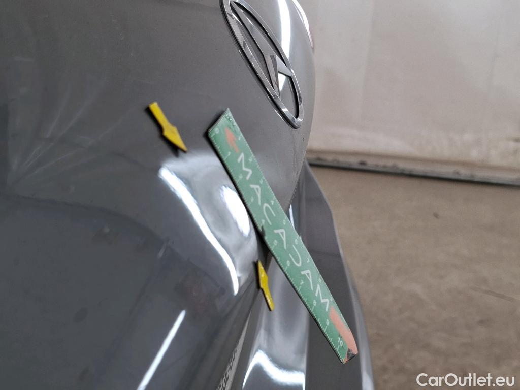  Mercedes  A-Klasse MERCEDES-BENZ Classe A Compact / 2018 / 5P / Berline A 180 d Business Line BVA #2