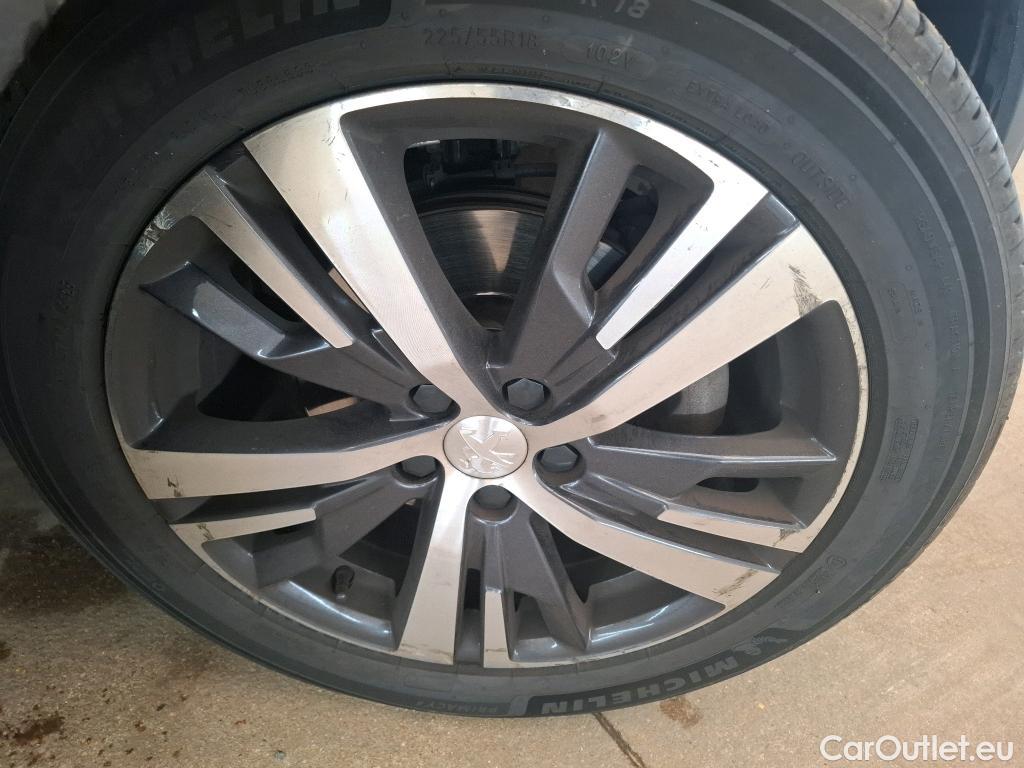  Peugeot  3008  Allure Business 1.2 PureTech 130CV BVA8 E6d #9