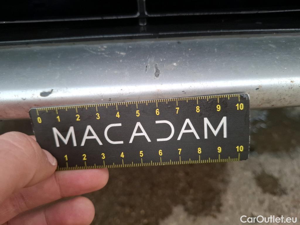  DS  DS7 DS DS 7 Crossback / 2017 / 5P / SUV BlueHDi 130 Auto Executive #98