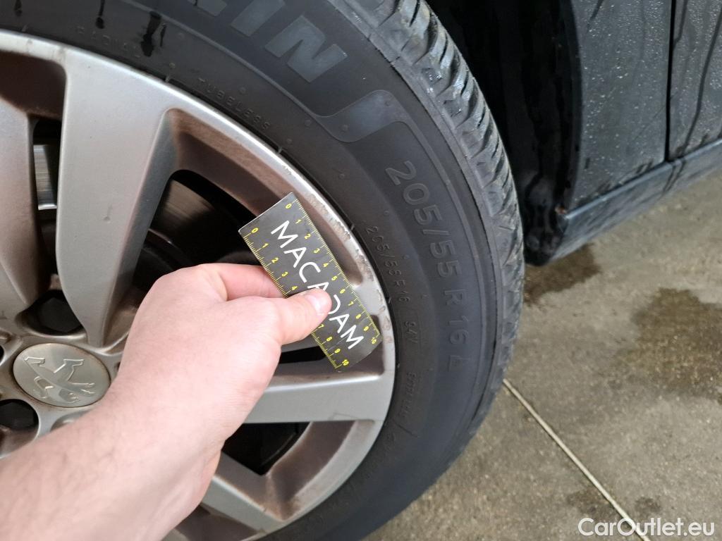  Peugeot  308  SW Active Business 1.5 HDi 130CV BVM6 E6d #7